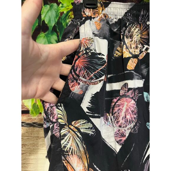 Vilebrequin Youth Boys Swim Trunks Shorts Turtle Firework Print Swimwear Medium - Picture 2 of 9